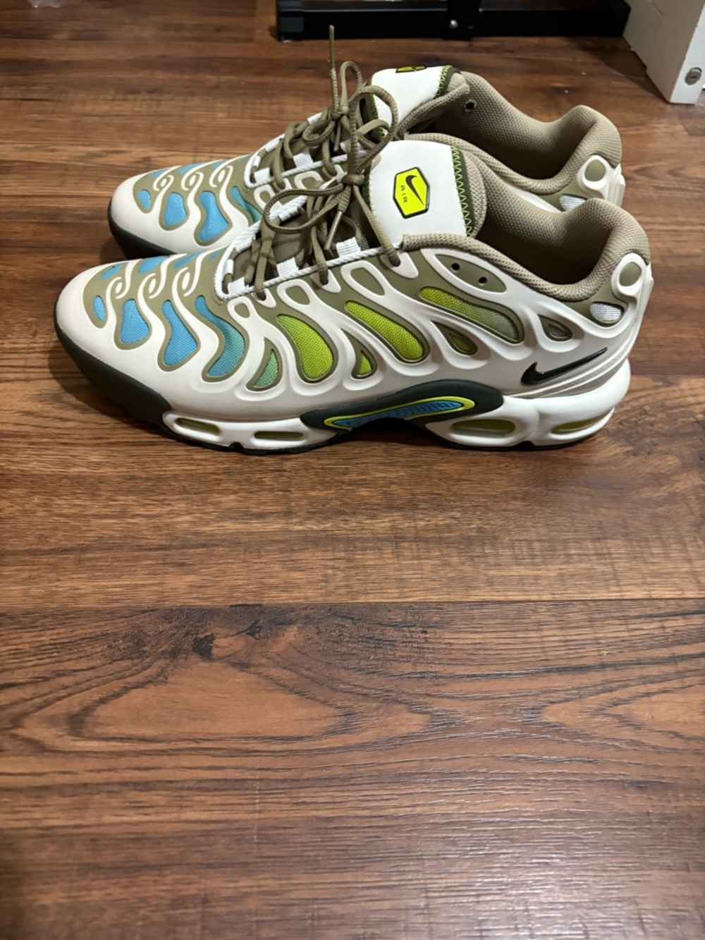 Men’s NWOB Nike Air Max Plus Drift Tuned Air ‘Cyber Baltic Blue’ size 12